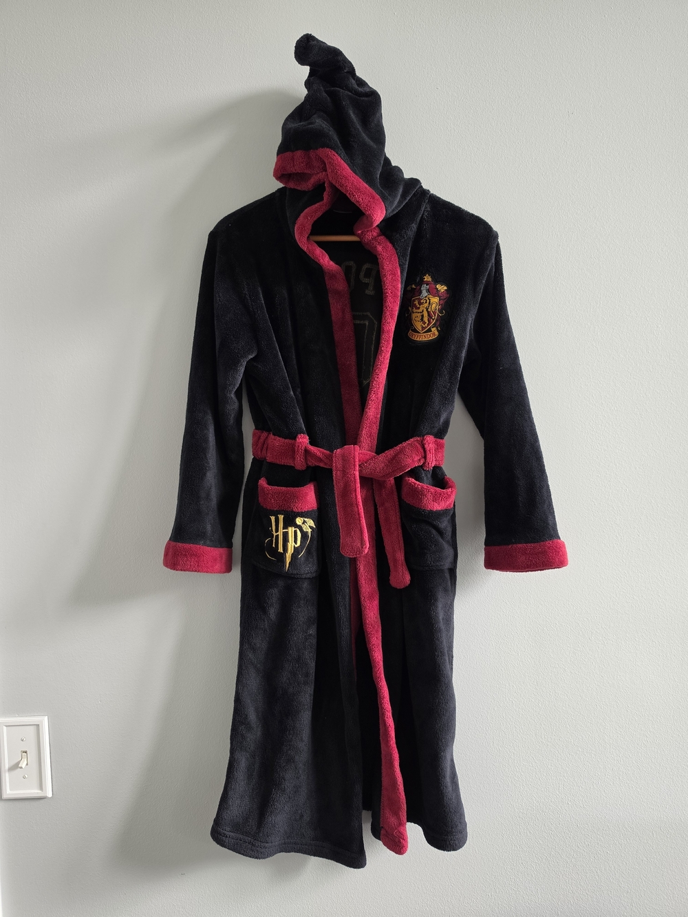 Harry Potter Gryffindor Kids Plush Hooded Robe Size 14 Black Red